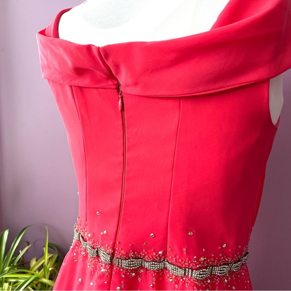 Bright pink cowl neck sleeveless evening gown with rhinestones - Picture 5 of 9